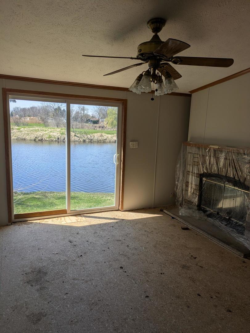 54 Beacon Bay, Lakemoor, IL