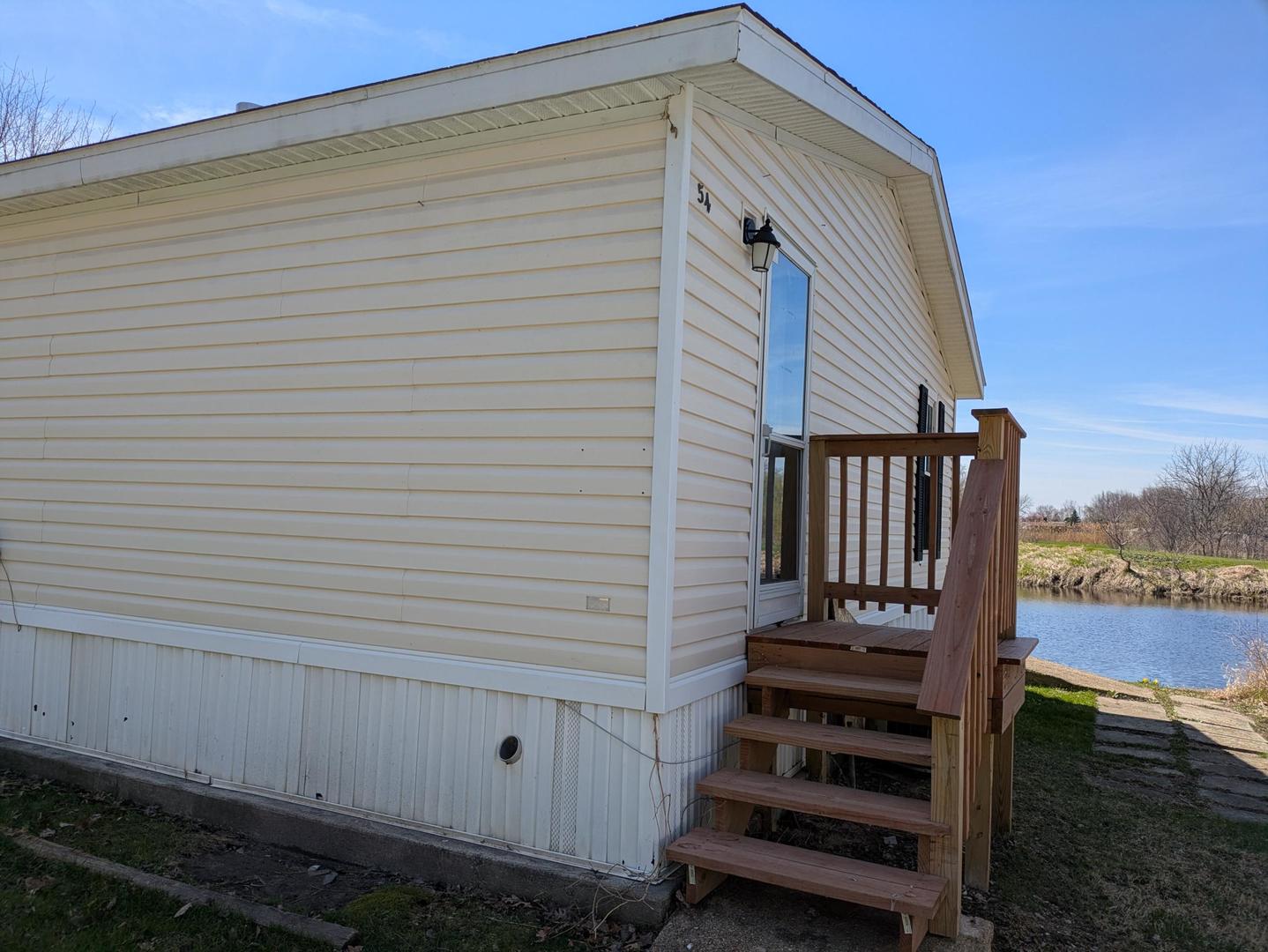 54 Beacon Bay, Lakemoor, IL