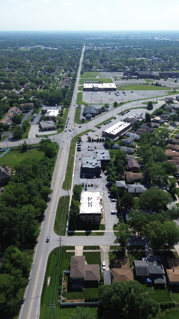 222 Vollmer Road #LLB, Chicago Heights, IL