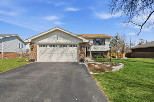 13736 W Cavecreek Court, Homer Glen, IL