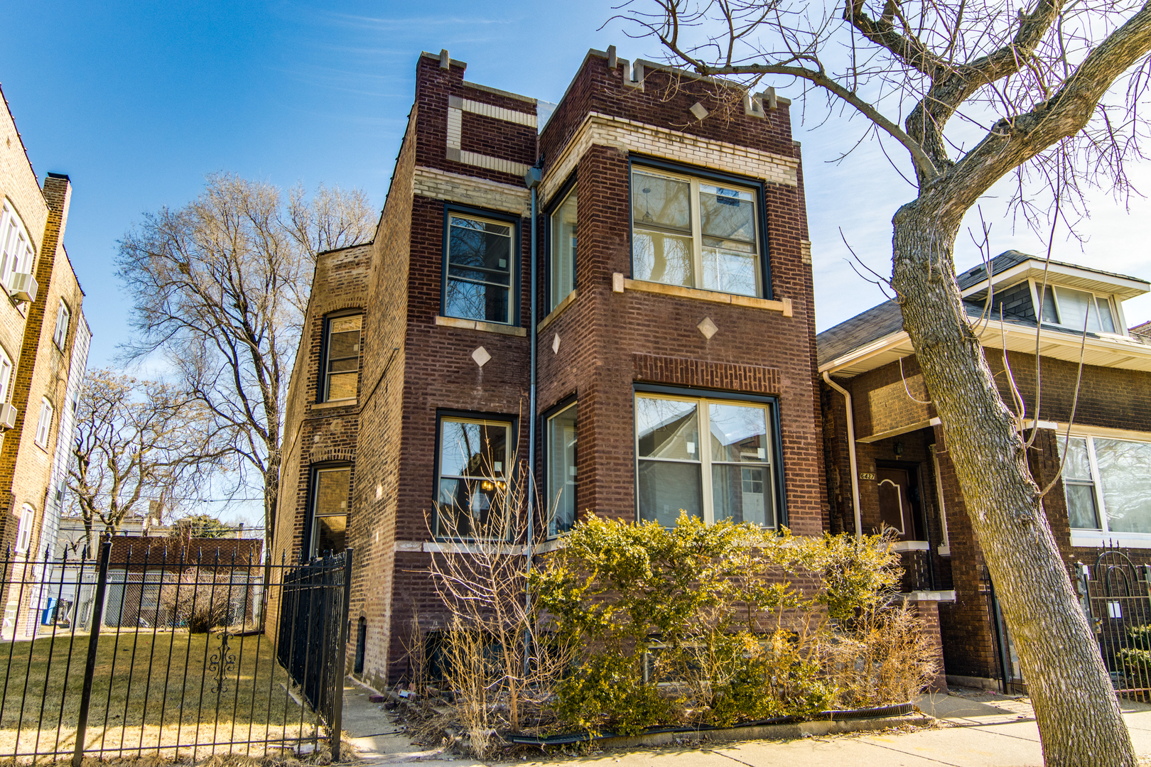 6435 S Langley Avenue, Chicago, IL
