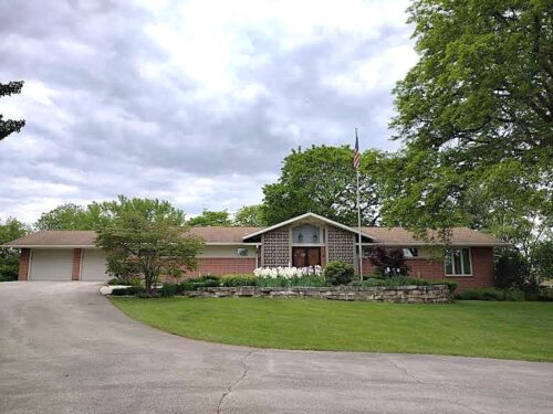 4910 Kilburn Avenue, Rockford, IL