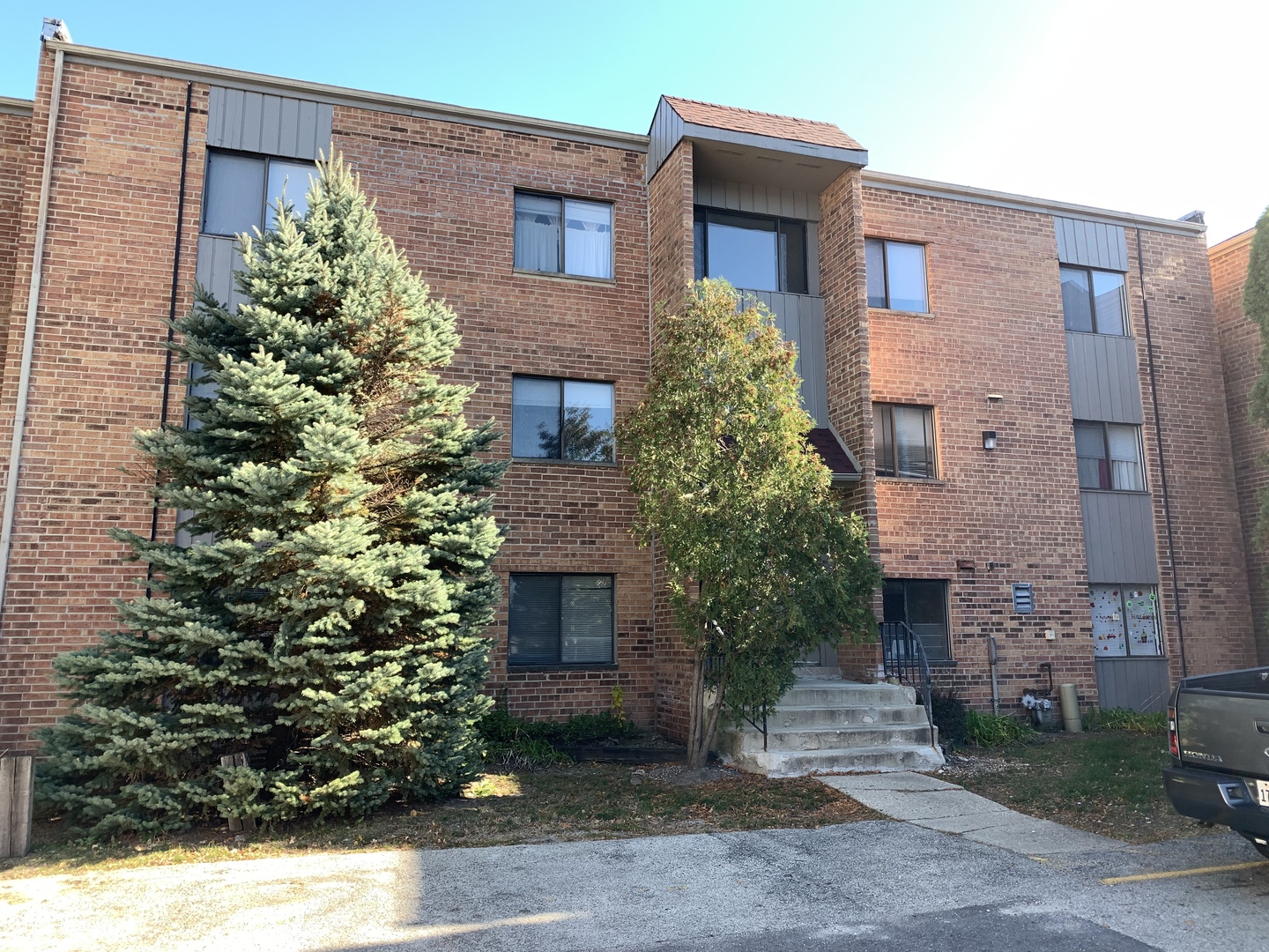 1321 E Ports O CALL Drive #PN, Palatine, IL