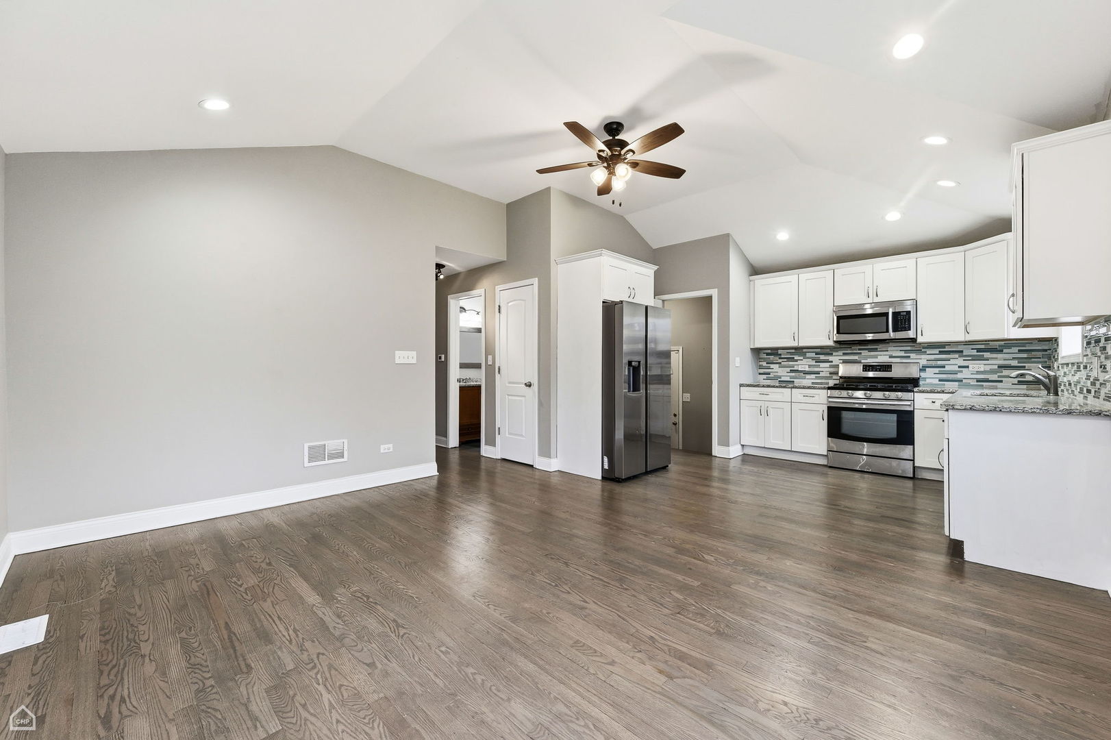 7701 S Christiana Avenue, Chicago, IL