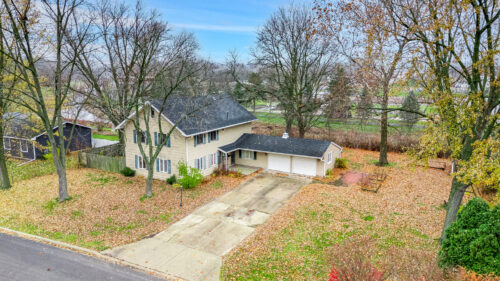 181 Tilton Park Drive, DeKalb, IL