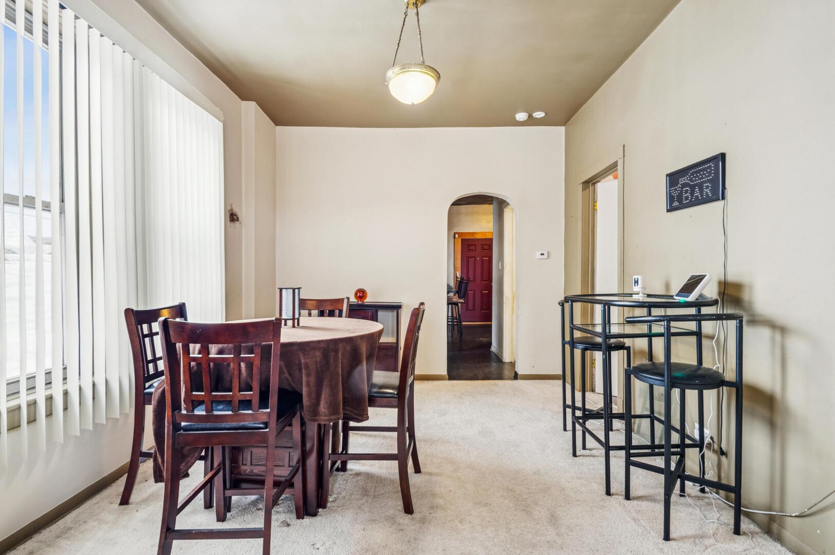 6934 S Cornell Avenue, Chicago, IL