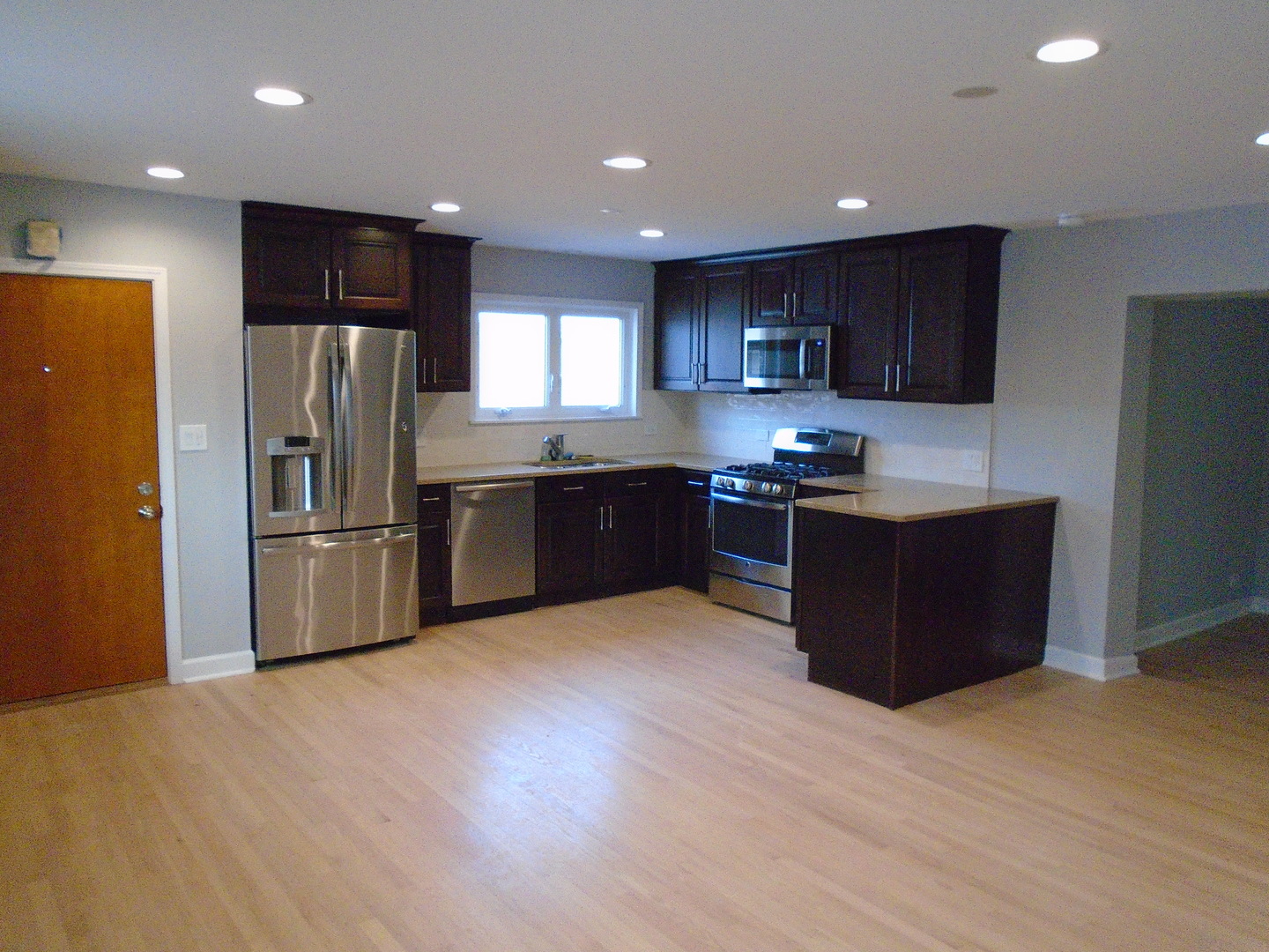 8258 N Octavia Avenue, Niles, IL