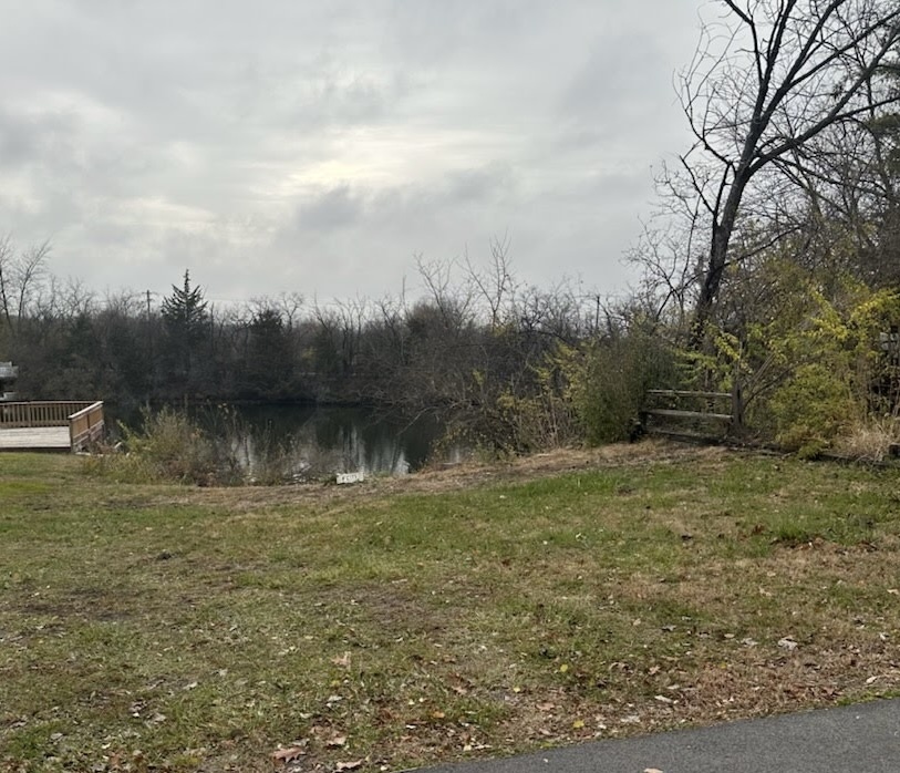 13 Hole In The Wall Road, Wilmington, IL