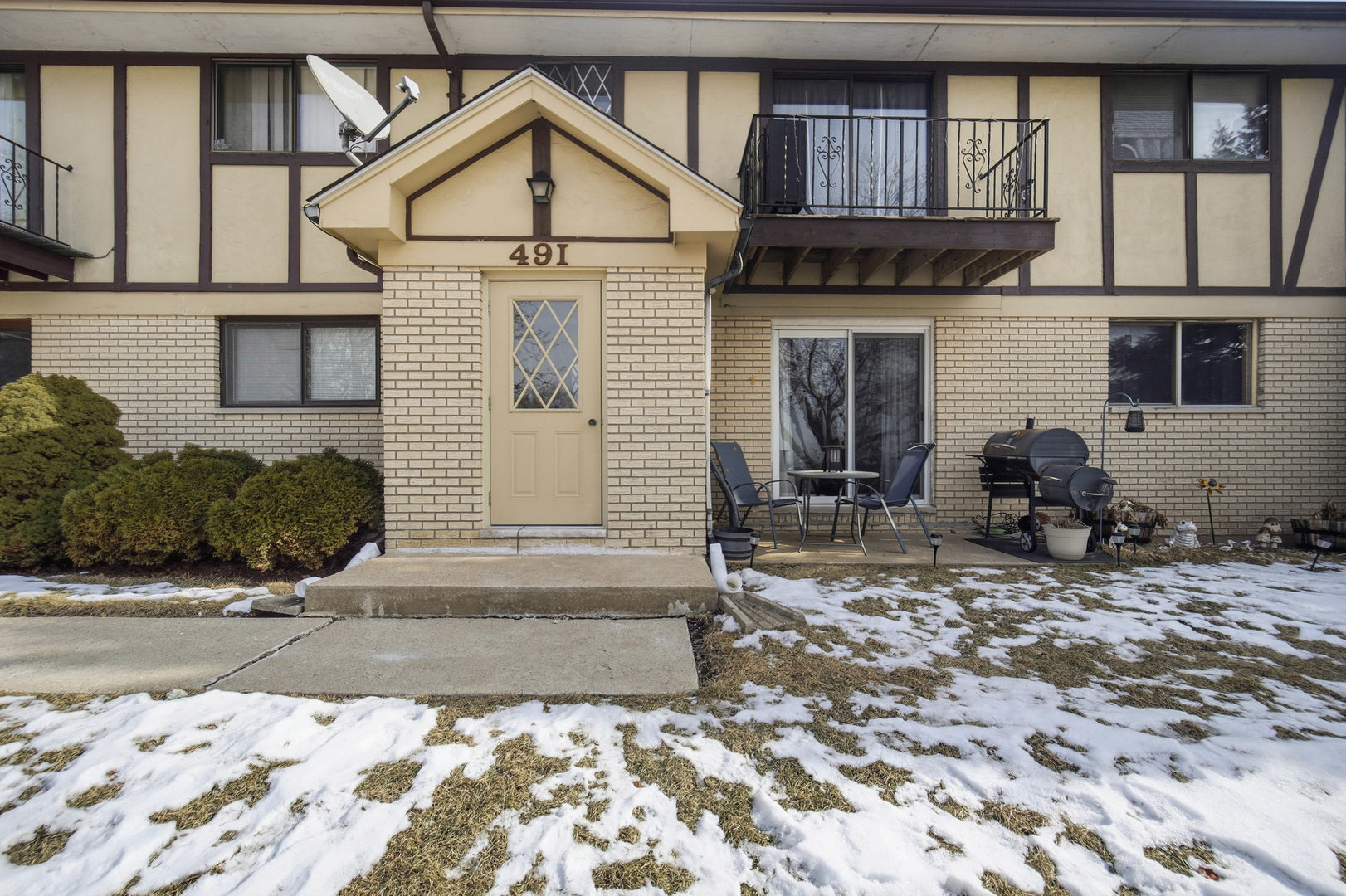 491 S Belmont Avenue #5, Elgin, IL