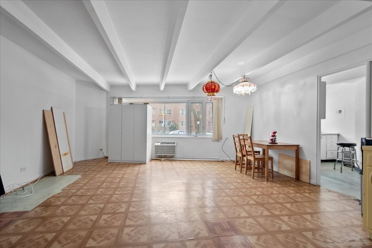 1940 W HOOD Avenue #1D, Chicago, IL