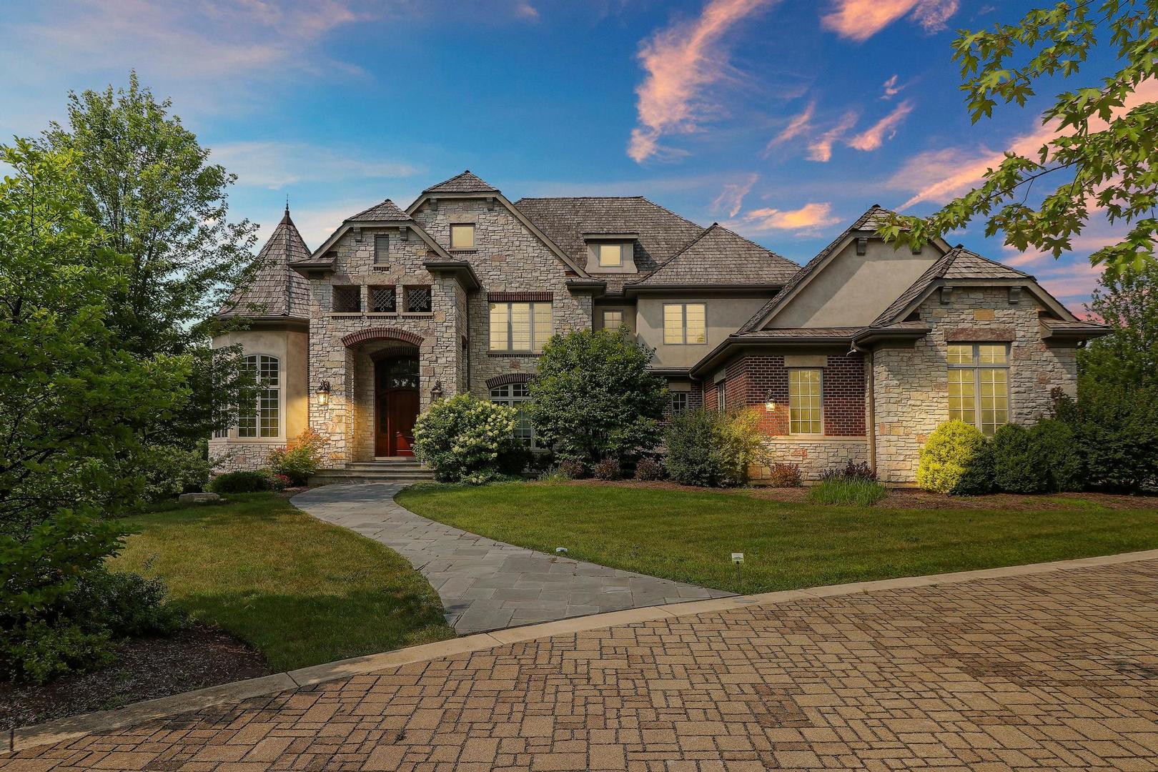 34 Abbey Woods Drive, Barrington Hills, IL