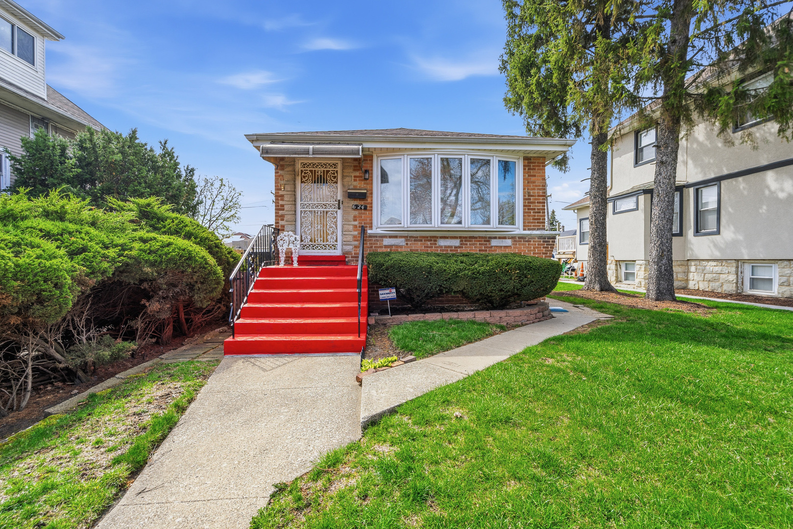 624 S 17th Avenue, Maywood, IL