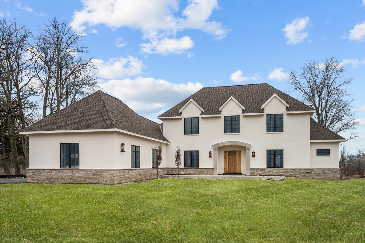 270 Majestic Oak Court, Lake Forest, IL