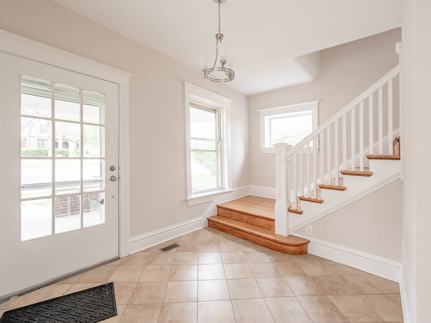 250 N Batavia Avenue, Batavia, IL