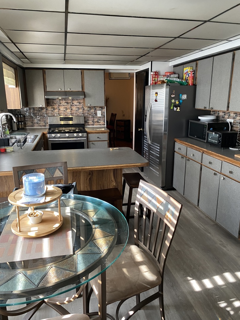 100 Michigan City Road, Calumet City, IL