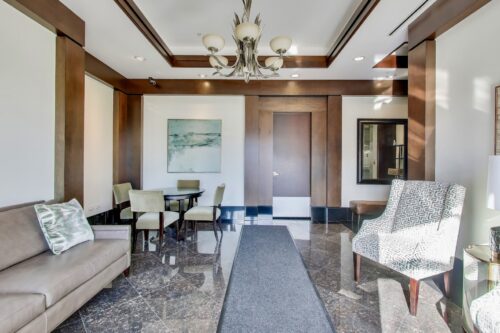 10 E Burlington Street #2C, Riverside, IL