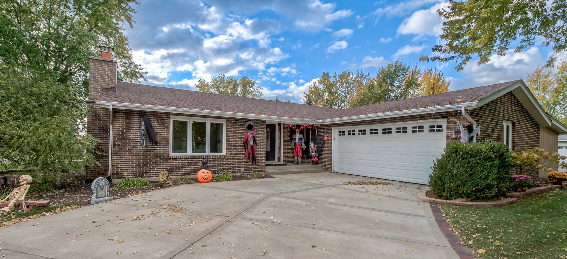 1605 S Regan Road, New Lenox, IL