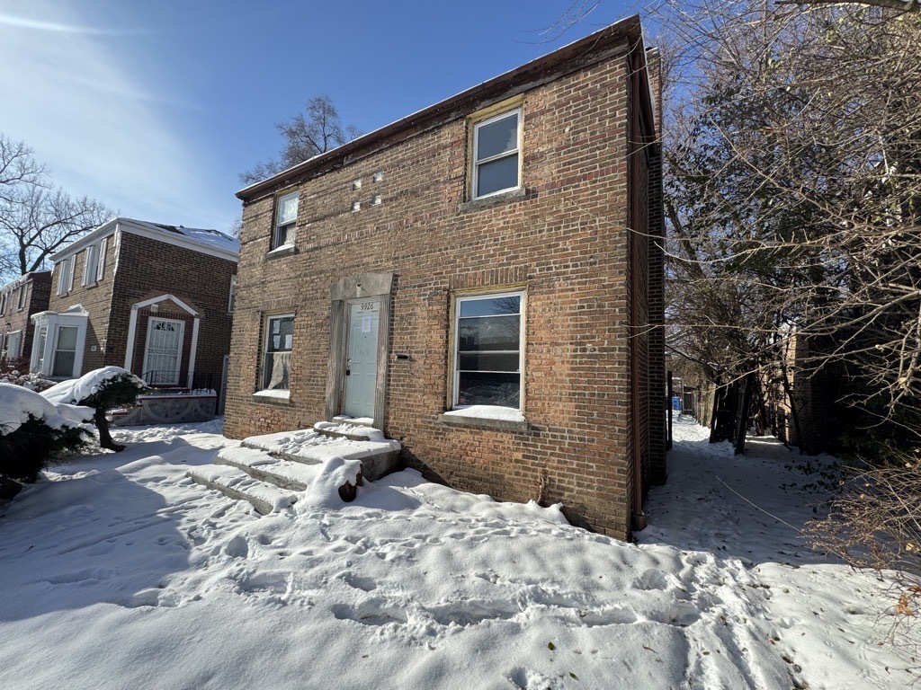 9926 S Luella Avenue, Chicago, IL