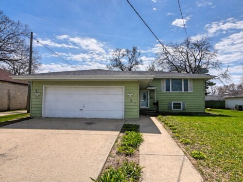 105 W Oak Street, Coal City, IL