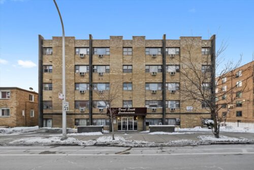 7854 S South Shore Drive #313, Chicago, IL