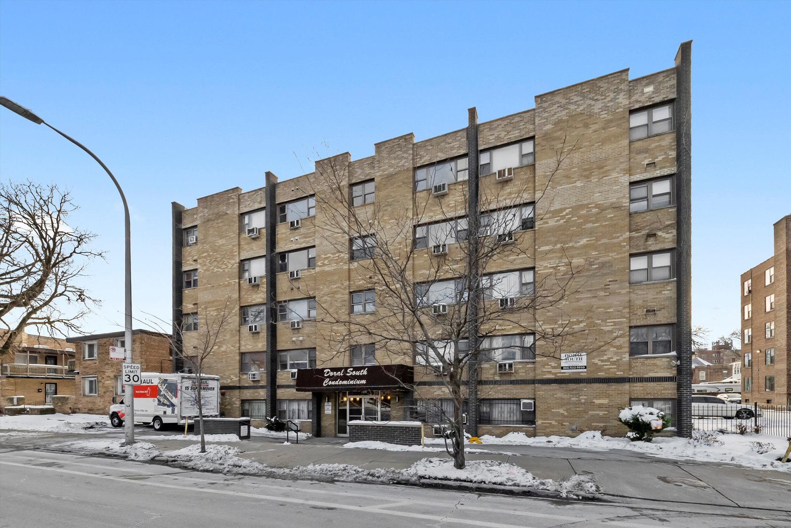 7854 S South Shore Drive #313, Chicago, IL