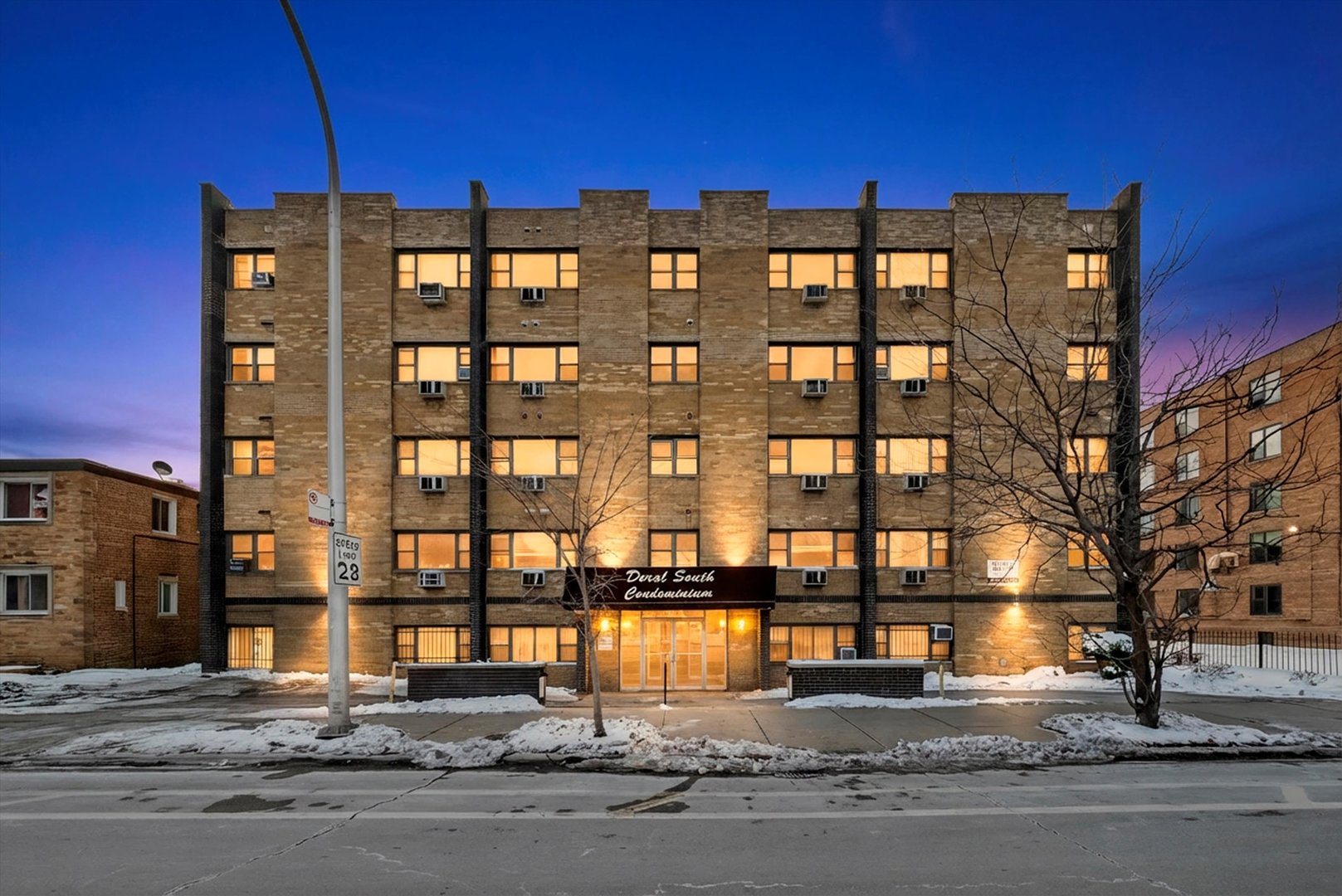 7854 S South Shore Drive #313, Chicago, IL
