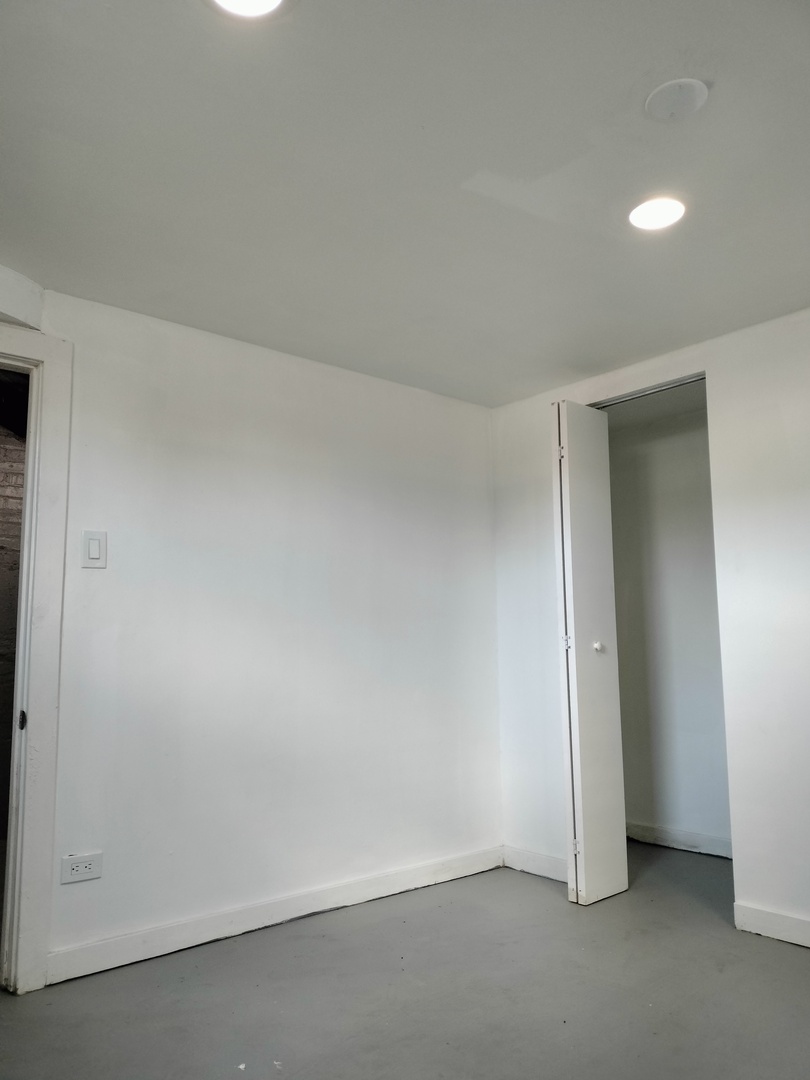 7910 S Muskegon Avenue #1, Chicago, IL