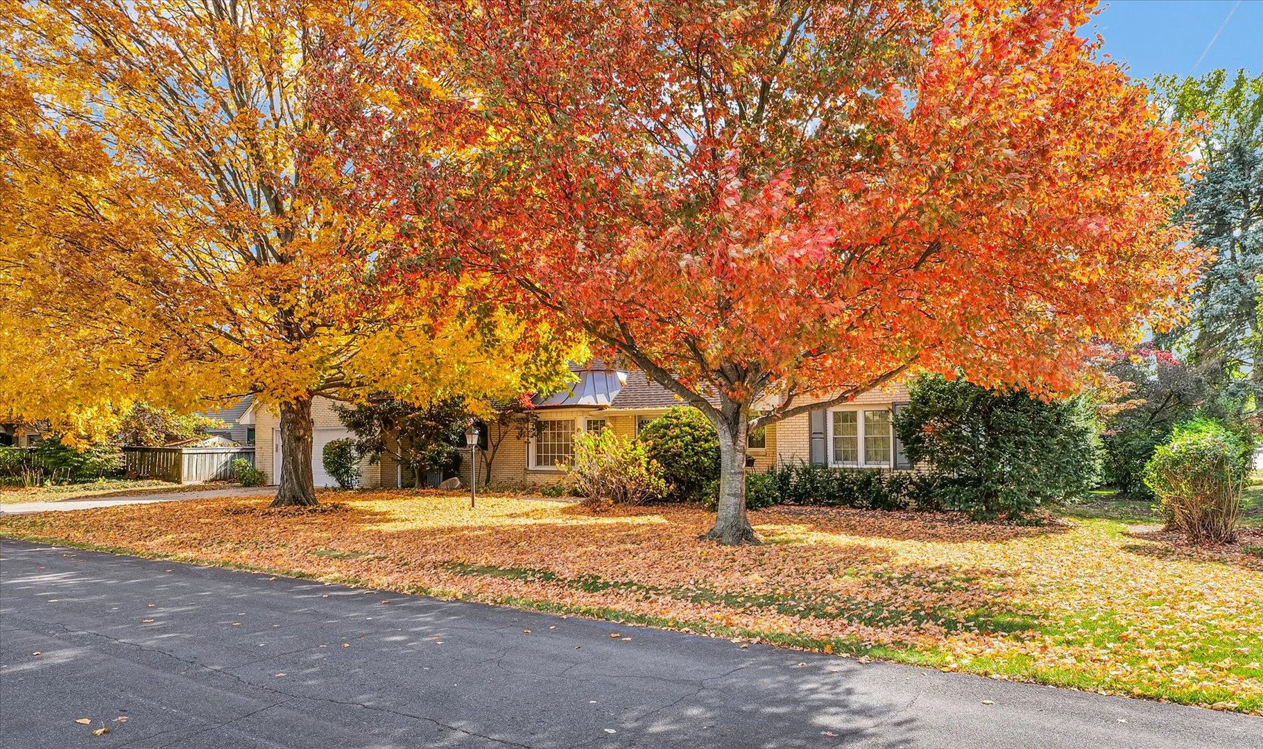 3 Lake Park Road, Champaign, IL