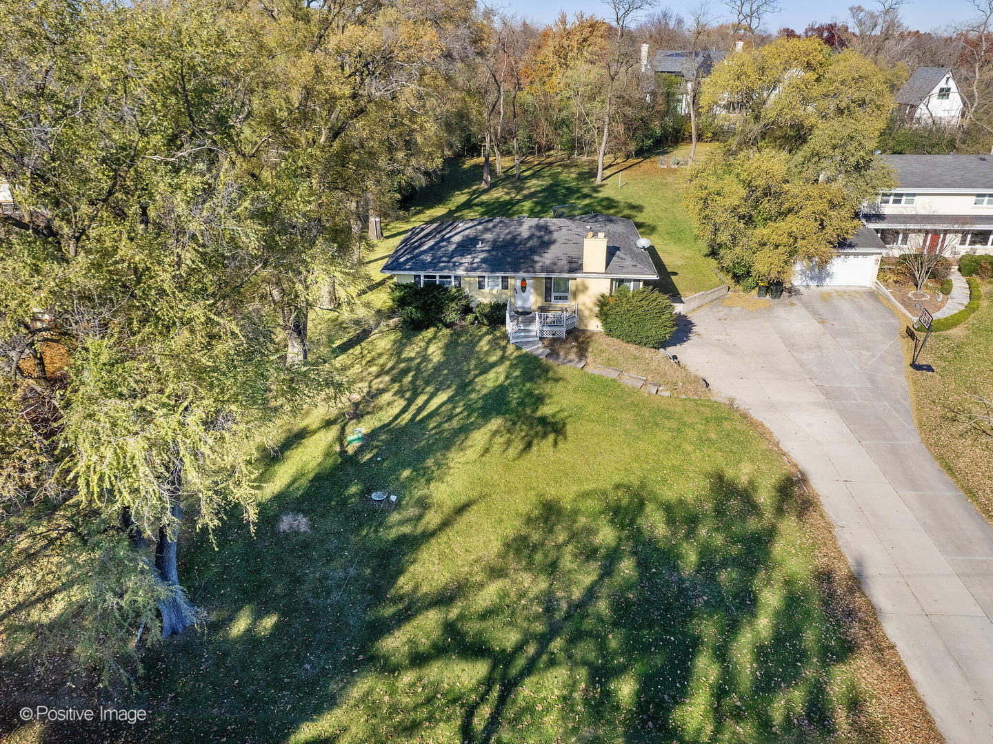 6 Pine Hill Lane, Oak Brook, IL