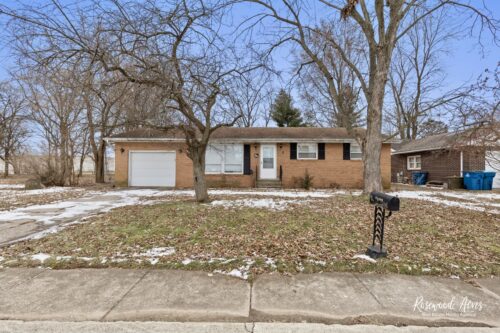 209 W Indiana Street, Momence, IL