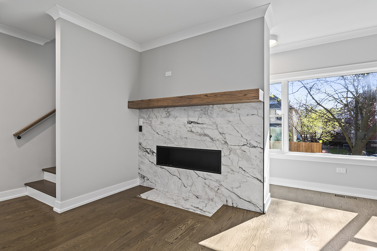 6106 N Hermitage Avenue, Chicago, IL