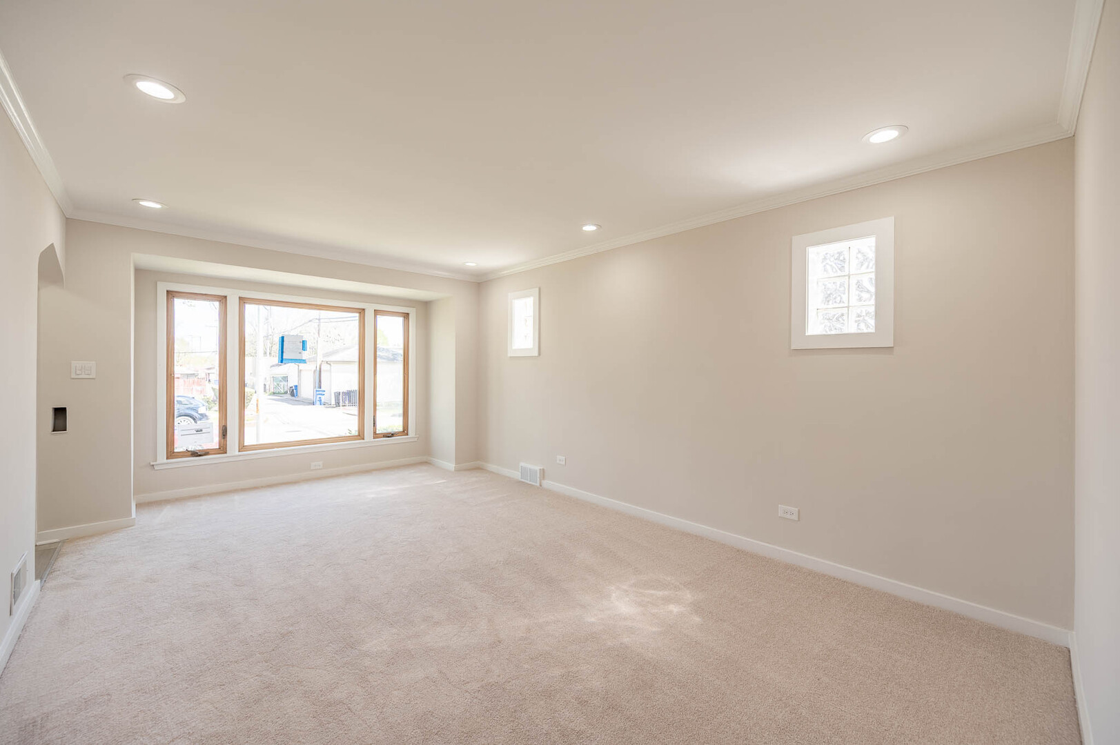 5214 N Natoma Avenue, Chicago, IL