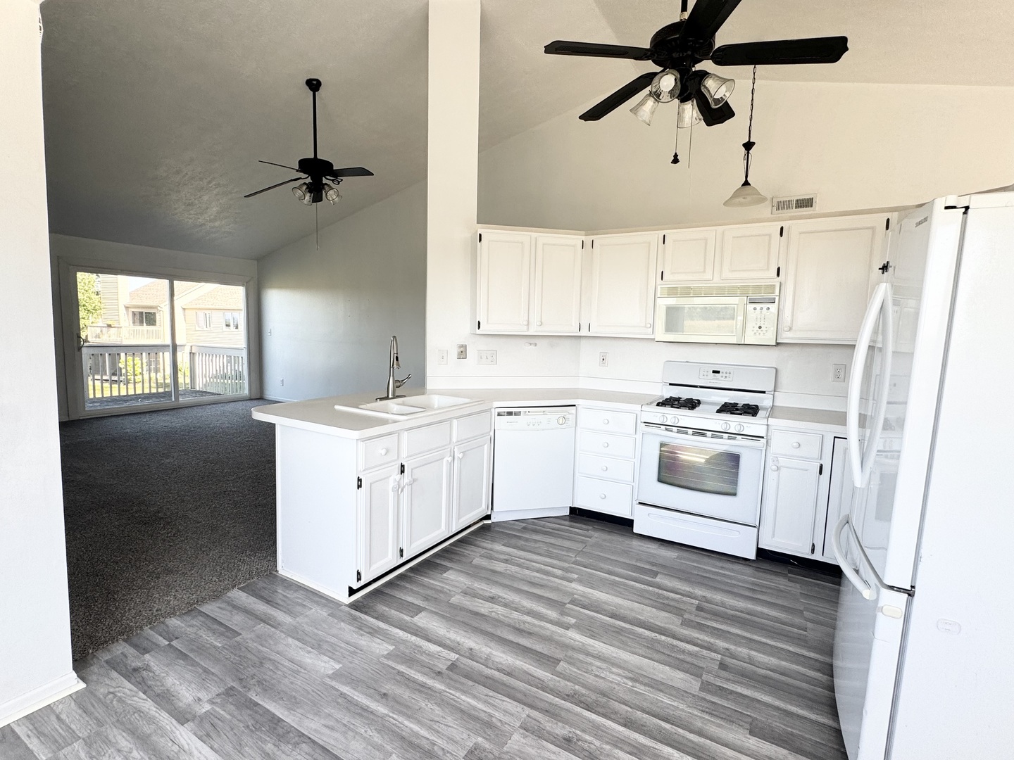 5128 Morning Glory Lane, Loves Park, IL