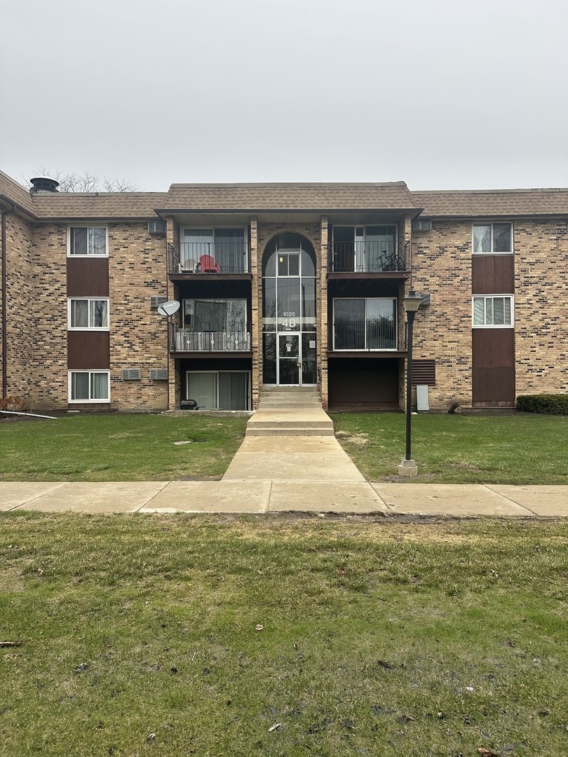 1025 Higgins Quarters Drive #4-109, Hoffman Estates, IL