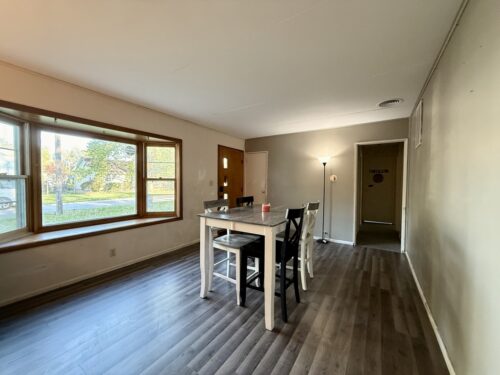 301 S Walnut Street, Clinton, IL