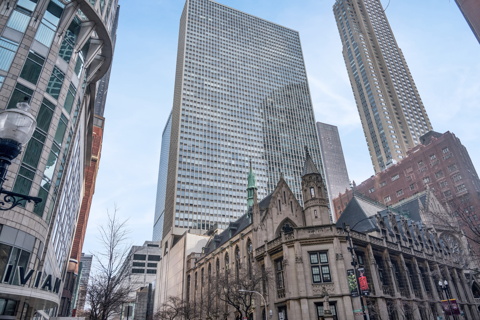 111 E Chestnut Street #20B, Chicago, IL