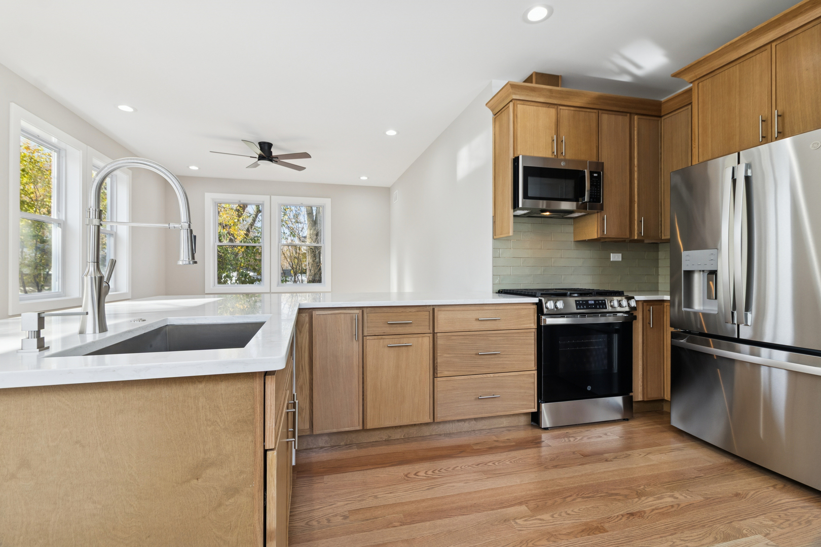 302 Hughes Avenue, Lockport, IL