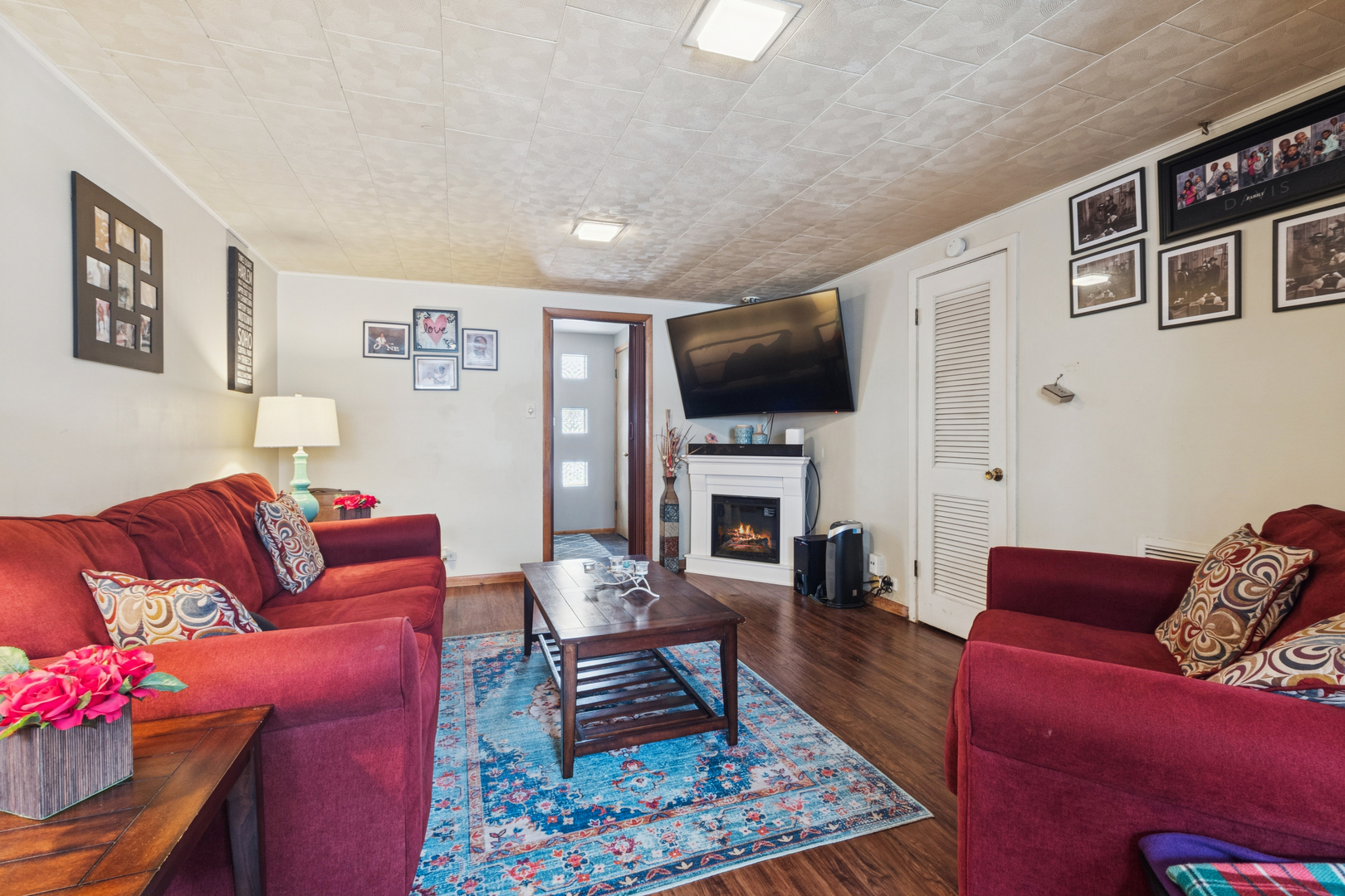 15201 GEOFFREY Road, Oak Forest, IL