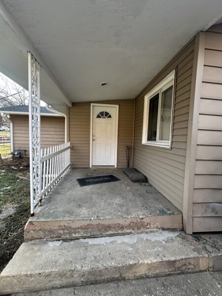 8518 Archer Avenue, Willow Springs, IL