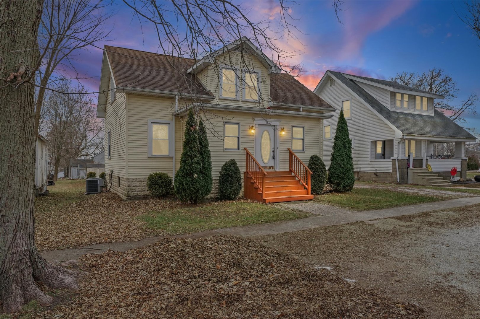 113 E Columbus Street, Sibley, IL