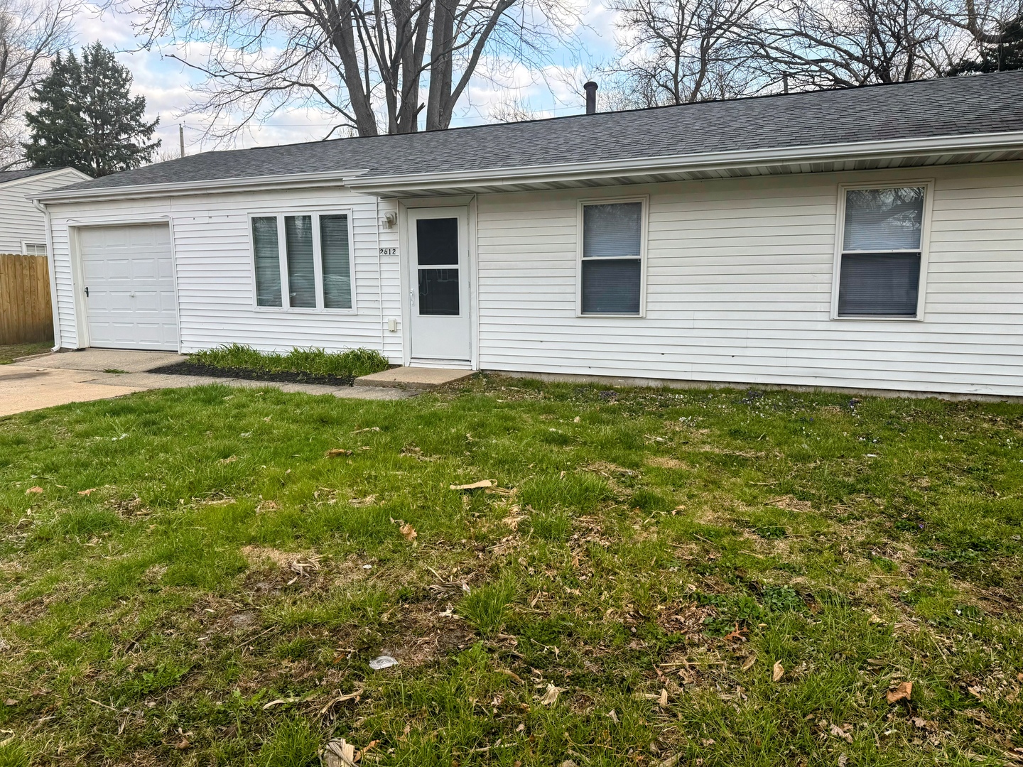 2612 W Kirby Avenue, Champaign, IL