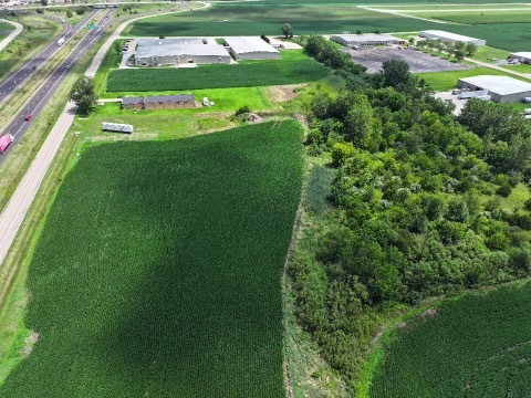 3700 Plank Road, Peru, IL