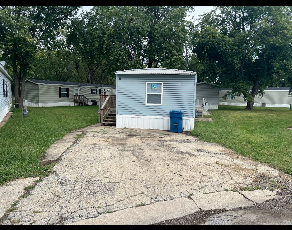 10 Apache Court, Bourbonnais, IL