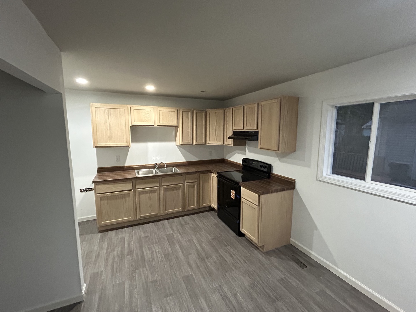 128 S Scottswood Drive, Urbana, IL