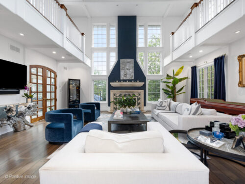 24 S WASHINGTON Circle, Hinsdale, IL