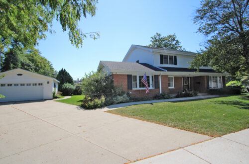 2405 E Miner Street, Arlington Heights, IL