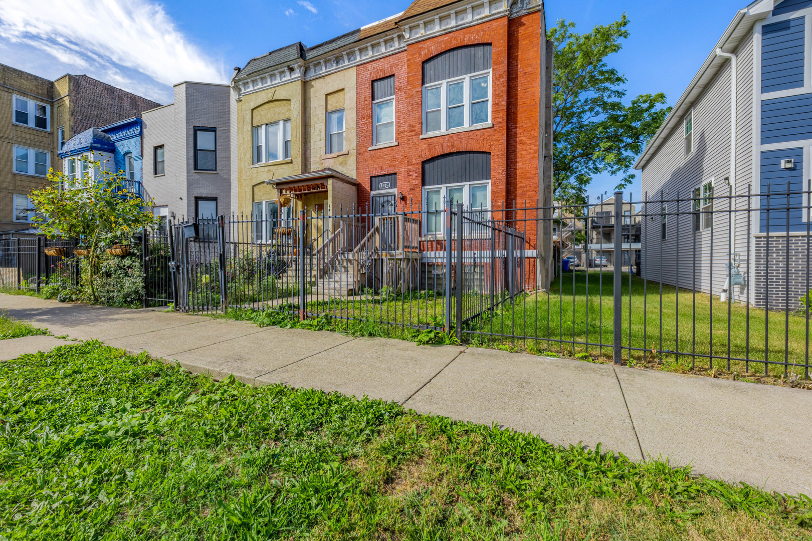 1908 S Sawyer Avenue, Chicago, IL