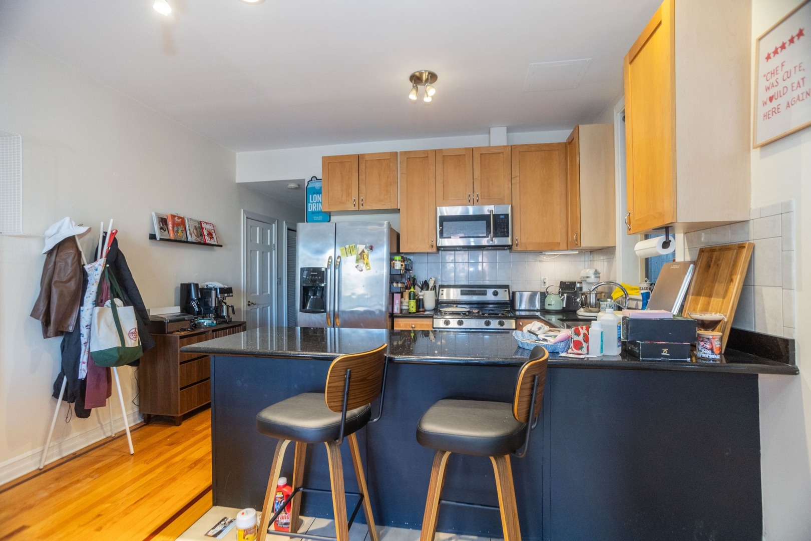 2645 W Haddon Avenue #2, Chicago, IL