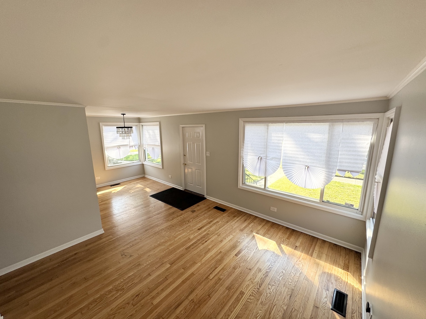 14315 Dobson Avenue, Dolton, IL