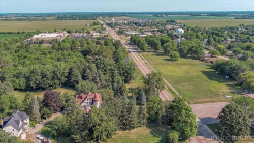 526 N Main Street, Elburn, IL